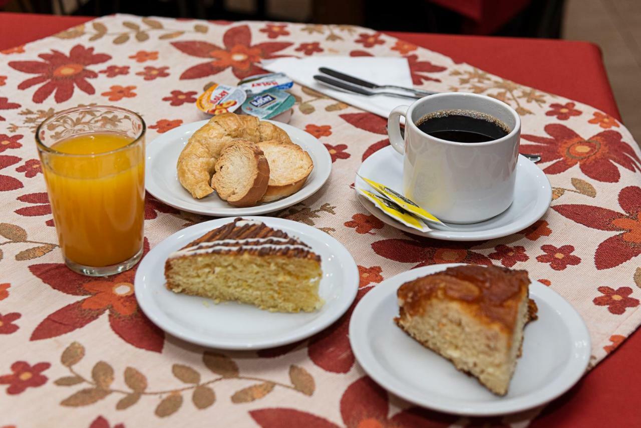 La Delfina Hotel Santa Rosa  Luaran gambar